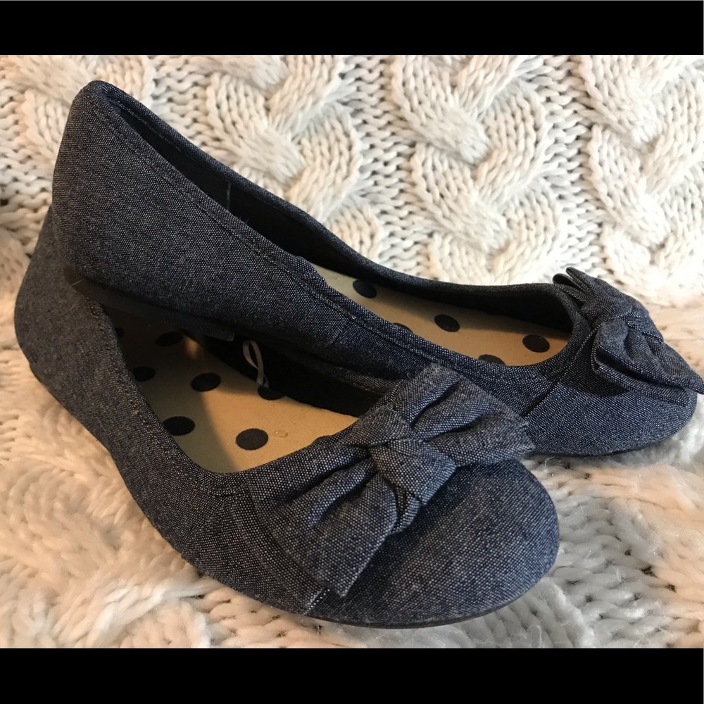 Children’s Place NEW Denim Ballet Flat With Bow. Size 5